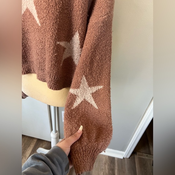 Altar’d State Woman’s Rose Pink White Star Super Soft & Cozy Cropped Sweater S - Picture 9 of 11